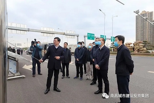 吳曉軍深入昌南大道快速路、洪都大道快速路項(xiàng)目現(xiàn)場調(diào)研指導(dǎo)